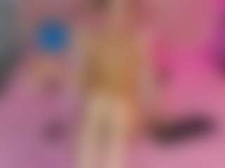 Akilla-Queen's Live Sex Cam Show