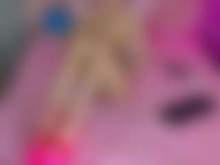 Live cam show with Akilla-Queen - Shaved on Camsoda