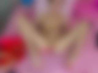 Live cam show with Akilla-Queen - Blonde Hair Petite on Camsoda