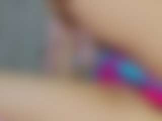 Live cam show with Akilla-Queen - Shaved on Camsoda