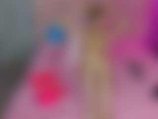 Live cam show with Akilla-Queen - Shaved on Camsoda