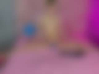 Live cam show with Akilla-Queen - Shaved on Camsoda