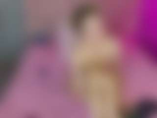 Live cam show with Akilla-Queen - Shaved on Camsoda