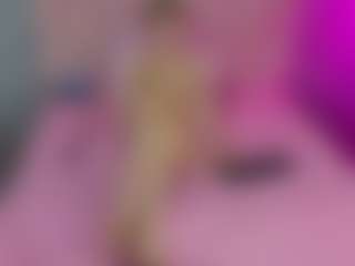 Live cam show with Akilla-Queen - Blonde Hair College on Camsoda