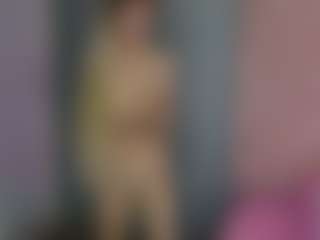 Akilla-Queen's Live Sex Cam Show