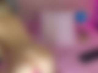 Akilla-Queen's Live Sex Cam Show