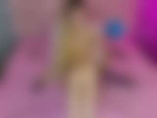 Live cam show with Akilla-Queen - Muscle on Camsoda