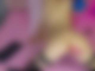 Live cam show with Akilla-Queen - Blonde Hair on xheatlive.com