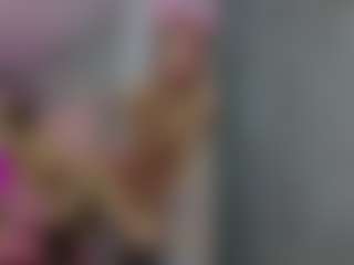 Live cam show with Akilla-Queen - Oil on xheatlive.com