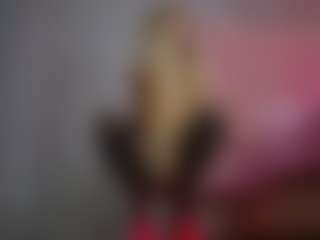 Live cam show with Akilla-Queen - Blonde Hair Petite on Camsoda