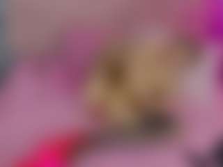 Akilla-Queen's Live Sex Cam Show
