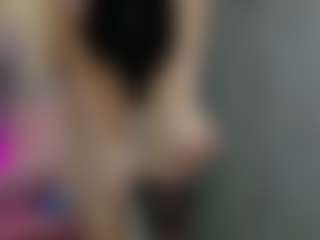 Live cam show with Akilla-Queen - Spank Blonde Hair on xblisslive.com