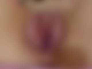 Live cam show with Akilla-Queen - Petite Teen (18+) on Camsoda