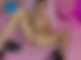 Akilla-Queen's Live Sex Cam Show