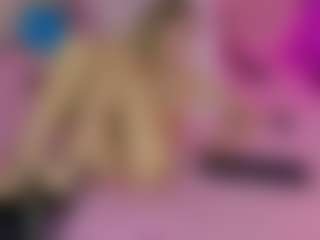 Akilla-Queen's Live Sex Cam Show