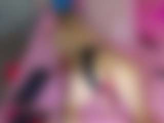 Live cam show with Akilla-Queen - Blonde Hair College on Camsoda