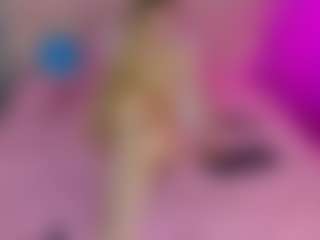 Akilla-Queen's Live Sex Cam Show