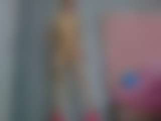 Live cam show with Akilla-Queen - Blonde Hair College on Camsoda