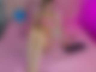 Akilla-Queen's Live Sex Cam Show