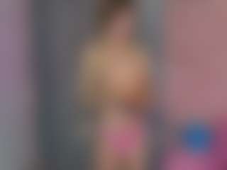 Akilla-Queen's Live Sex Cam Show