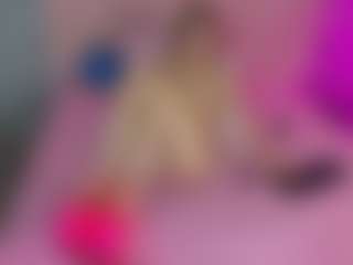 Live cam show with Akilla-Queen - Joi on Camsoda