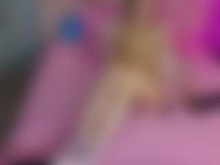 Akilla-Queen's Live Sex Cam Show