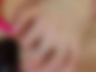 Akilla-Queen's Live Sex Cam Show