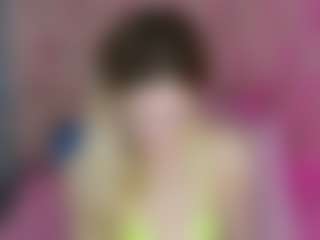 Live cam show with Akilla-Queen - Skinny on Camsoda
