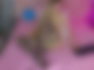 Live cam show with Akilla-Queen - Skinny Teen (18+) on sexylivex.com