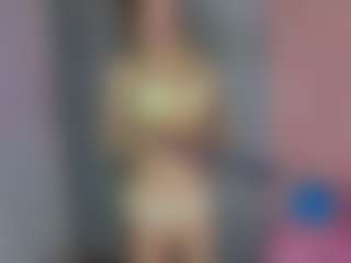 Live cam show with Akilla-Queen - Pornstar Cosplay on SinfulBabes