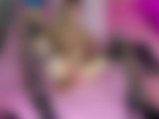 Live cam show with Akilla-Queen - Teen (18+) on Fapmatic.com
