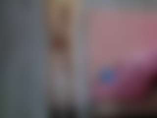 Live cam show with Akilla-Queen - Teen (18+) on liverealitysex.com