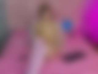 Akilla-Queen's Live Sex Cam Show