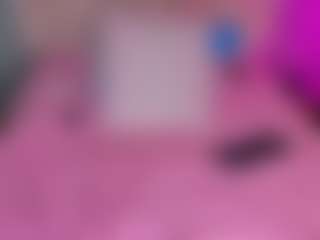Live cam show with Akilla-Queen - Wet on fapnchat