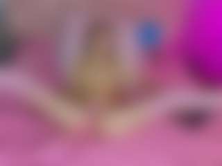 Akilla-Queen's Live Sex Cam Show