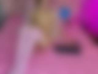 Akilla-Queen's Live Sex Cam Show