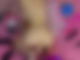 Live cam show with Akilla-Queen - Oil on livesuperchat.net