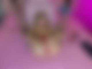 Akilla-Queen's Live Sex Cam Show