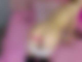 Akilla-Queen's Live Sex Cam Show