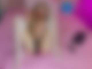 Akilla-Queen's Live Sex Cam Show