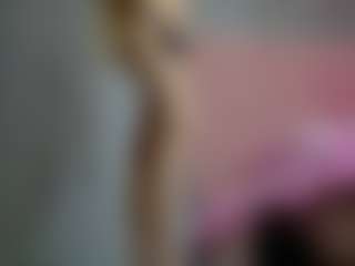Akilla-Queen's Live Sex Cam Show