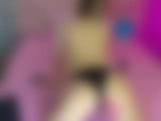 Live cam show with Akilla-Queen - Petite on Free Soda