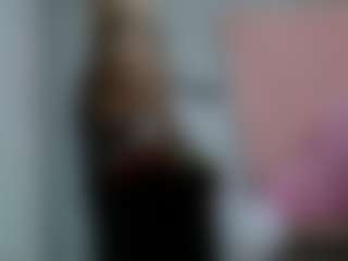 Live cam show with Akilla-Queen - Pornstar Cosplay on nudelive.tv