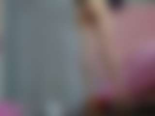 Live cam show with Akilla-Queen - Blonde Hair Petite on Mixed Magazine Live