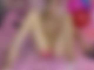 Akilla-Queen's Live Sex Cam Show