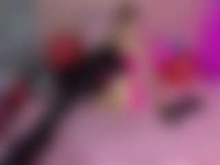 Akilla-Queen's Live Sex Cam Show