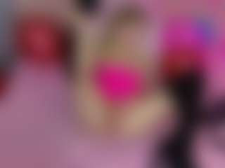 Akilla-Queen's Live Sex Cam Show