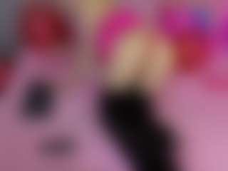 Live cam show with Akilla-Queen - Double Penetration on slutload