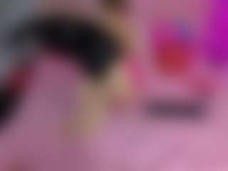 Akilla-Queen's Live Sex Cam Show