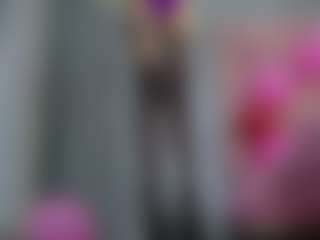 Live cam show with Akilla-Queen - Oil on Fling VIP Chat